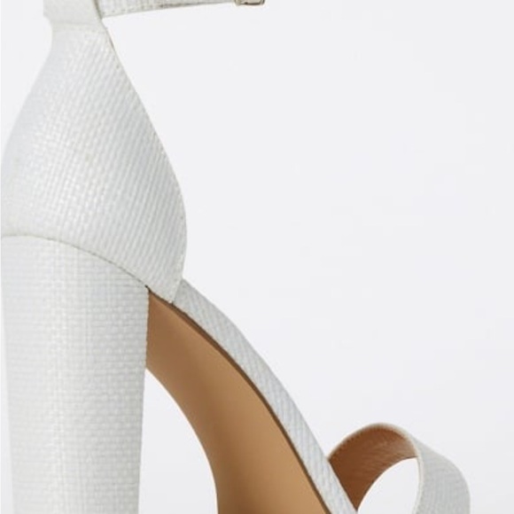 JustFab block-heeled sandal w/ adjustable buckle. 4” heel - Picture 6 of 6